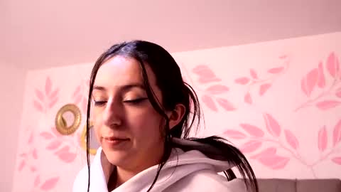 Sammy Lauren online show from July 2026 10:21:02 AM