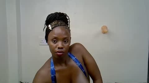 Elina online show from November 2025 03:05:01 PM