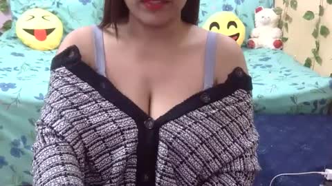 Snapshot of sweet_shivani chatting on December 2024 08:01:02 AM sweet_shivani online show from December 2024 08:01:02 AM