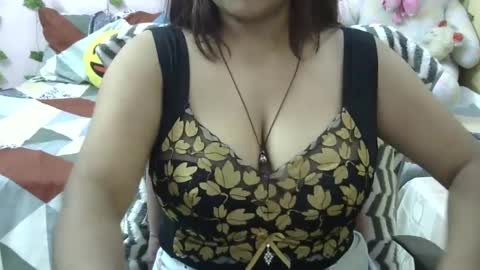 Snapshot of sweet_shivani chatting on October 2025 11:52:02 AM sweet_shivani online show from October 2025 11:52:02 AM