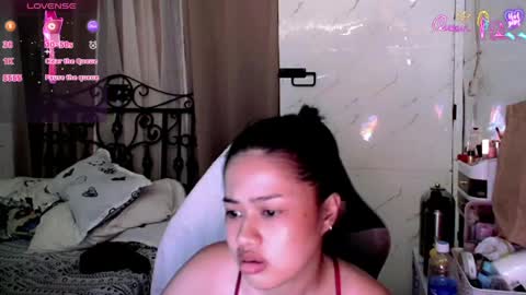 Snapshot of sweet_sirenxx chatting on May 2026 07:02:02 AM Leah online show from May 2026 07:02:02 AM