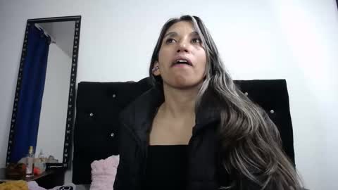 Snapshot of sweet_skylove_ chatting on June 2026 12:11:01 AM Adriana online show from June 2026 12:11:01 AM