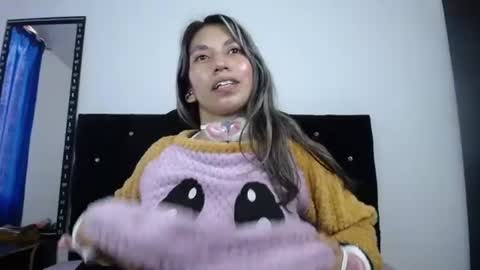 Snapshot of sweet_skylove_ chatting on July 2026 01:13:01 PM Adriana online show from July 2026 01:13:01 PM