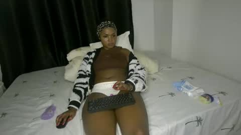 Snapshot of sweet_spoon chatting on March 2026 05:16:01 PM Nina online show from March 2026 05:16:01 PM