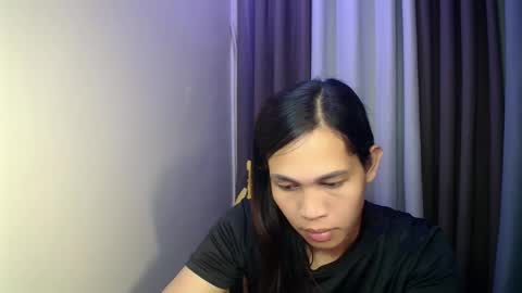 Snapshot of sweet_squirtxxxx chatting on May 2026 02:18:01 AM HI IM MONA AND IM YOUR NEXT WIFE online show from May 2026 02:18:01 AM