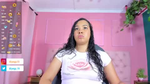 Snapshot of sweet_starxx chatting on May 2026 08:49:02 PM Yeileen online show from May 2026 08:49:02 PM