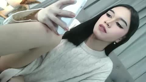 Snapshot of sweet_tatiana28 chatting on May 2026 03:28:01 PM sweet_tatiana28 online show from May 2026 03:28:01 PM