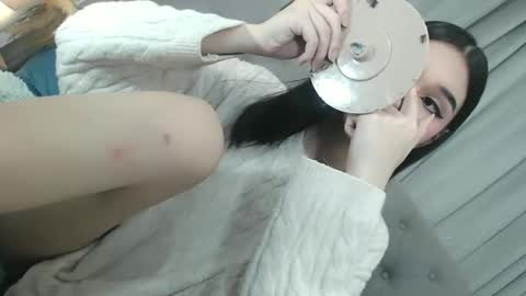 Snapshot of sweet_tatiana28 chatting on May 2026 03:31:02 PM sweet_tatiana28 online show from May 2026 03:31:02 PM