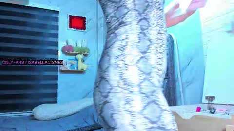 Snapshot of sweet_tits2 chatting on October 2025 03:56:02 PM Isabella online show from October 2025 03:56:02 PM