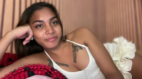 Snapshot of sweet_trishaxx chatting on July 2026 12:01:01 PM Trisha online show from July 2026 12:01:01 PM