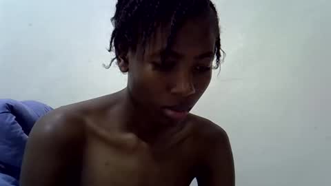 Snapshot of sweet_vee1 chatting on May 2026 01:06:01 PM Princess vee online show from May 2026 01:06:01 PM