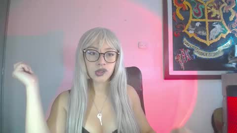 sweet_venus4 online show from January 2026 05:37:01 PM