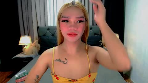 Snapshot of sweet_zoey12 chatting on April 2026 09:22:02 AM bea takashi online show from April 2026 09:22:02 AM