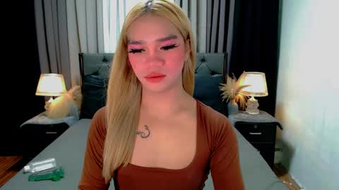 Snapshot of sweet_zoey12 chatting on April 2026 12:29:02 PM bea takashi online show from April 2026 12:29:02 PM