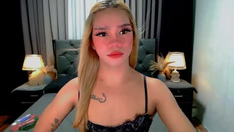 Snapshot of sweet_zoey12 chatting on May 2026 10:36:01 AM bea takashi online show from May 2026 10:36:01 AM