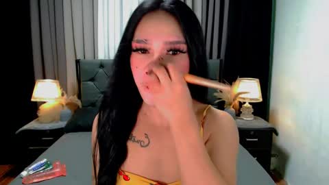 Snapshot of sweet_zoey12 chatting on May 2026 09:04:01 AM bea takashi online show from May 2026 09:04:01 AM