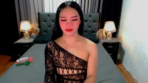 Snapshot of sweet_zoey12 chatting on June 2026 09:44:02 AM bea takashi online show from June 2026 09:44:02 AM