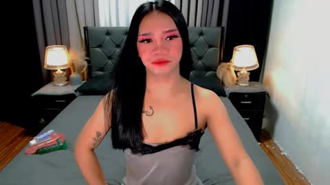 Snapshot of sweet_zoey12 chatting on June 2026 09:48:02 AM bea takashi online show from June 2026 09:48:02 AM