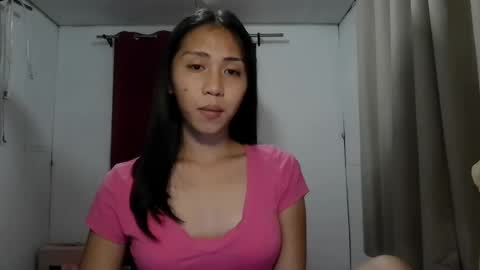 Snapshot of sweetasiancolleen chatting on July 2026 06:39:01 PM colleen online show from July 2026 06:39:01 PM