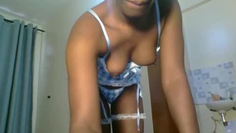 Snapshot of sweetass_02 chatting on November 2025 09:09:01 AM bianca online show from November 2025 09:09:01 AM