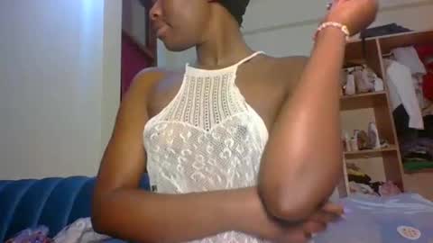 Snapshot of sweetass_02 chatting on January 2026 08:30:01 AM bianca online show from January 2026 08:30:01 AM