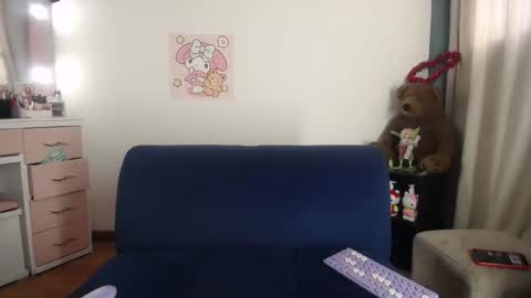 Snapshot of sweetbbbyx chatting on February 2026 07:57:02 PM Emyi online show from February 2026 07:57:02 PM