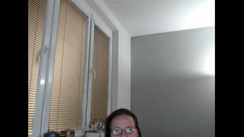 Sweetboobs85h online show from March 2026 08:36:01 PM