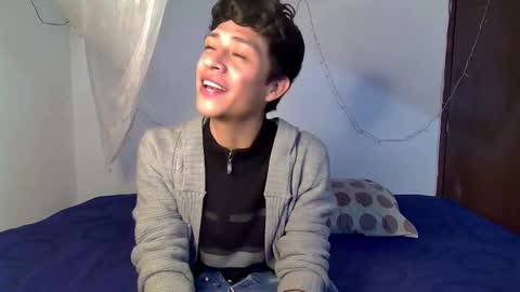 Snapshot of sweetc4meron chatting on February 2025 06:33:02 AM Cameron Alejandro online show from February 2025 06:33:02 AM