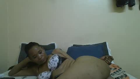 Snapshot of sweetcamgal chatting on March 2025 09:03:02 AM sweetcamgal online show from March 2025 09:03:02 AM