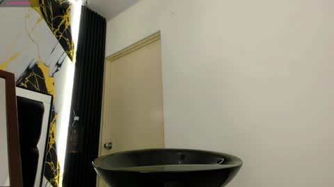 Snapshot of sweetcata_ts chatting on November 2025 12:20:02 AM sweetcata_ts online show from November 2025 12:20:02 AM