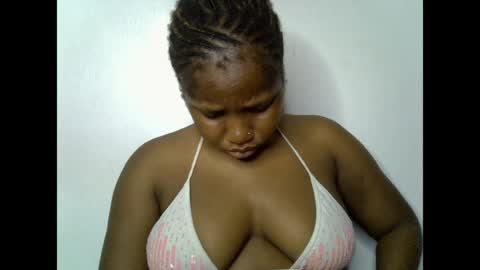 Snapshot of sweetcoochiex chatting on June 2026 12:02:02 AM sweetcoochiex online show from June 2026 12:02:02 AM