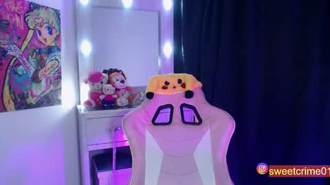       Independent model online show from October 2025 05:44:02 AM