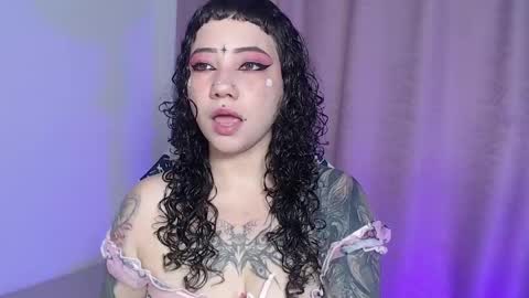 Snapshot of sweetcrime chatting on May 2026 08:36:02 PM Independent model online show from May 2026 08:36:02 PM