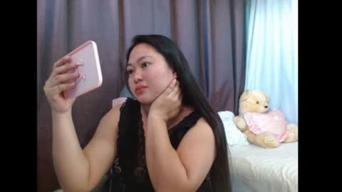 Snapshot of sweetdemurelady chatting on May 2026 10:39:01 PM Lynn online show from May 2026 10:39:01 PM