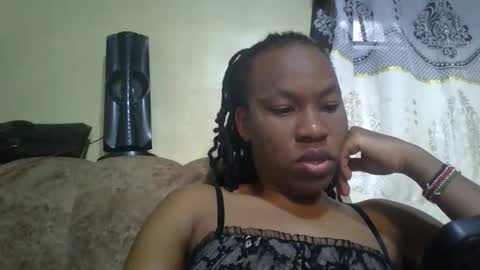 Snapshot of sweetdiva2012 chatting on December 2025 04:06:02 AM sweetdiva2012 online show from December 2025 04:06:02 AM