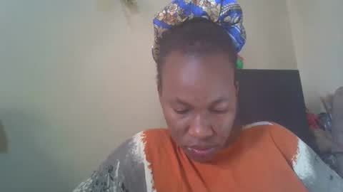 Snapshot of sweetdiva2012 chatting on February 2026 05:19:02 AM sweetdiva2012 online show from February 2026 05:19:02 AM