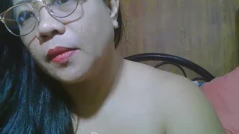 sweeteyes69xx online show from July 2026 03:42:01 AM
