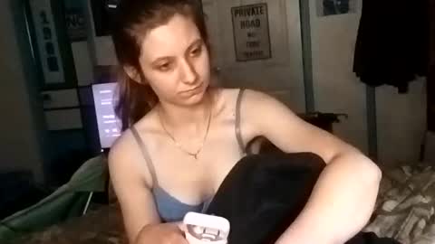 sweetfreedom2004 online show from October 2025 01:26:01 AM