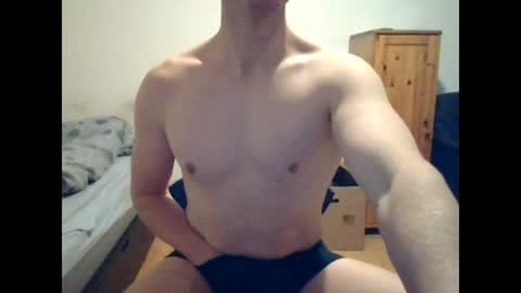 Snapshot of sweetguy8210 chatting on November 2025 06:40:01 PM sweetguy8210 online show from November 2025 06:40:01 PM