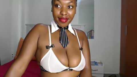 Snapshot of sweetice_01 chatting on March 2026 05:33:02 AM euny online show from March 2026 05:33:02 AM
