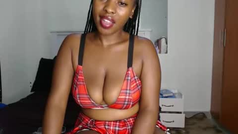 Snapshot of sweetice_01 chatting on April 2026 04:13:02 AM euny online show from April 2026 04:13:02 AM