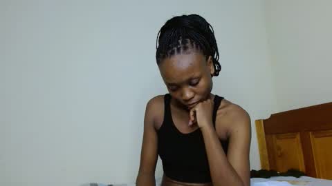 Snapshot of sweetie_coco chatting on January 2026 08:22:01 PM Luciana online show from January 2026 08:22:01 PM