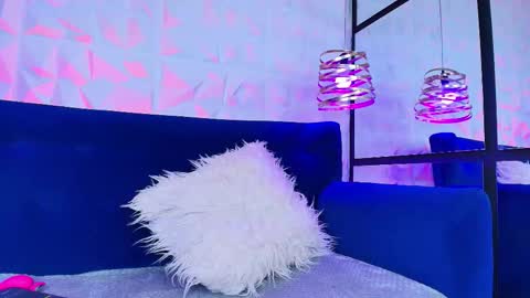 Snapshot of sweetie_foxxxx chatting on January 2026 03:21:01 AM violeta online show from January 2026 03:21:01 AM