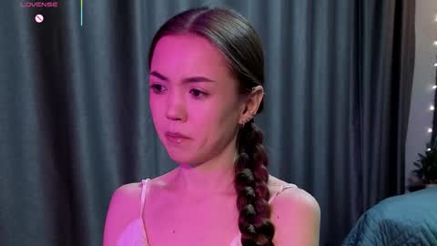 sweetieee_kira online show from February 2026 01:43:02 AM