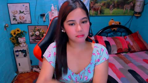 Nicole online show from January 2025 06:40:01 PM