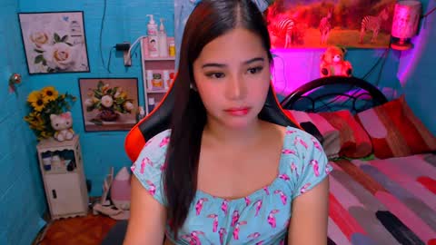 Nicole online show from January 2025 03:23:01 AM