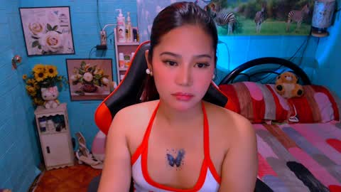 Nicole online show from January 2025 10:23:01 PM