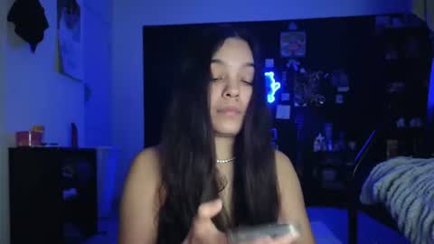 Snapshot of sweetieslikebutter chatting on June 2026 05:34:01 AM Blu Sweets online show from June 2026 05:34:01 AM