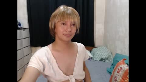 Snapshot of sweetinocent69xxx chatting on April 2026 03:40:02 PM Sweet Inocent online show from April 2026 03:40:02 PM