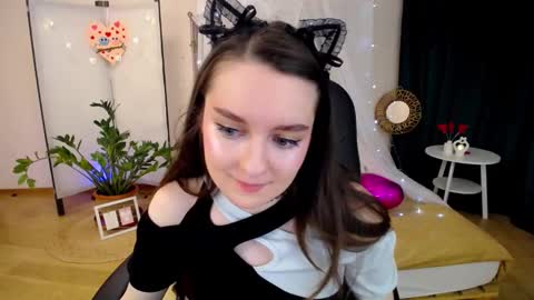 sweetintouch online show from February 2025 06:21:01 PM